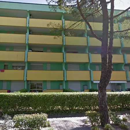 Apartment Montecarlo *